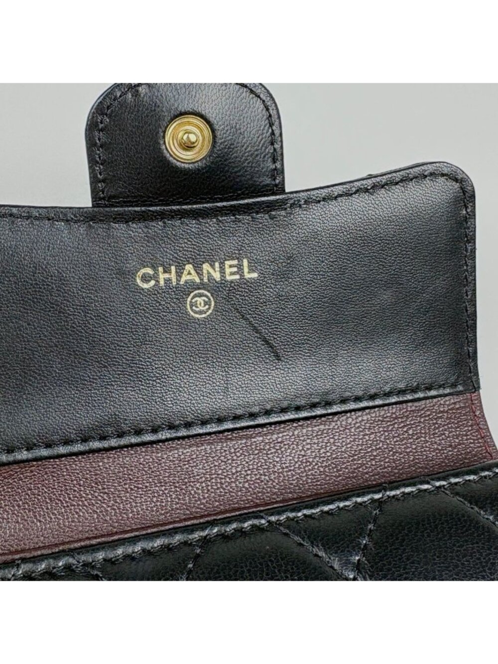 Chanel CC Logo Trifold Wallet Quilted Leather Black - Picture 6 of 10